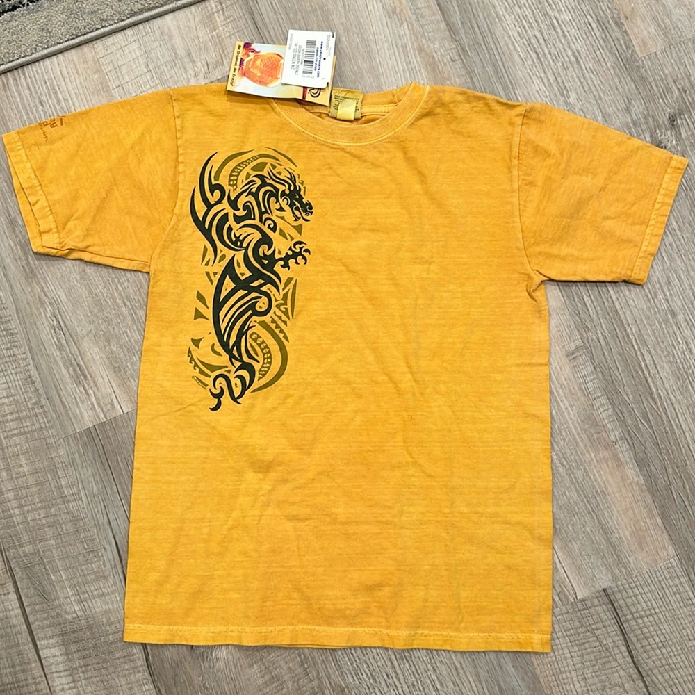 Crazy shirts dragon honey dyed t shirt youth large